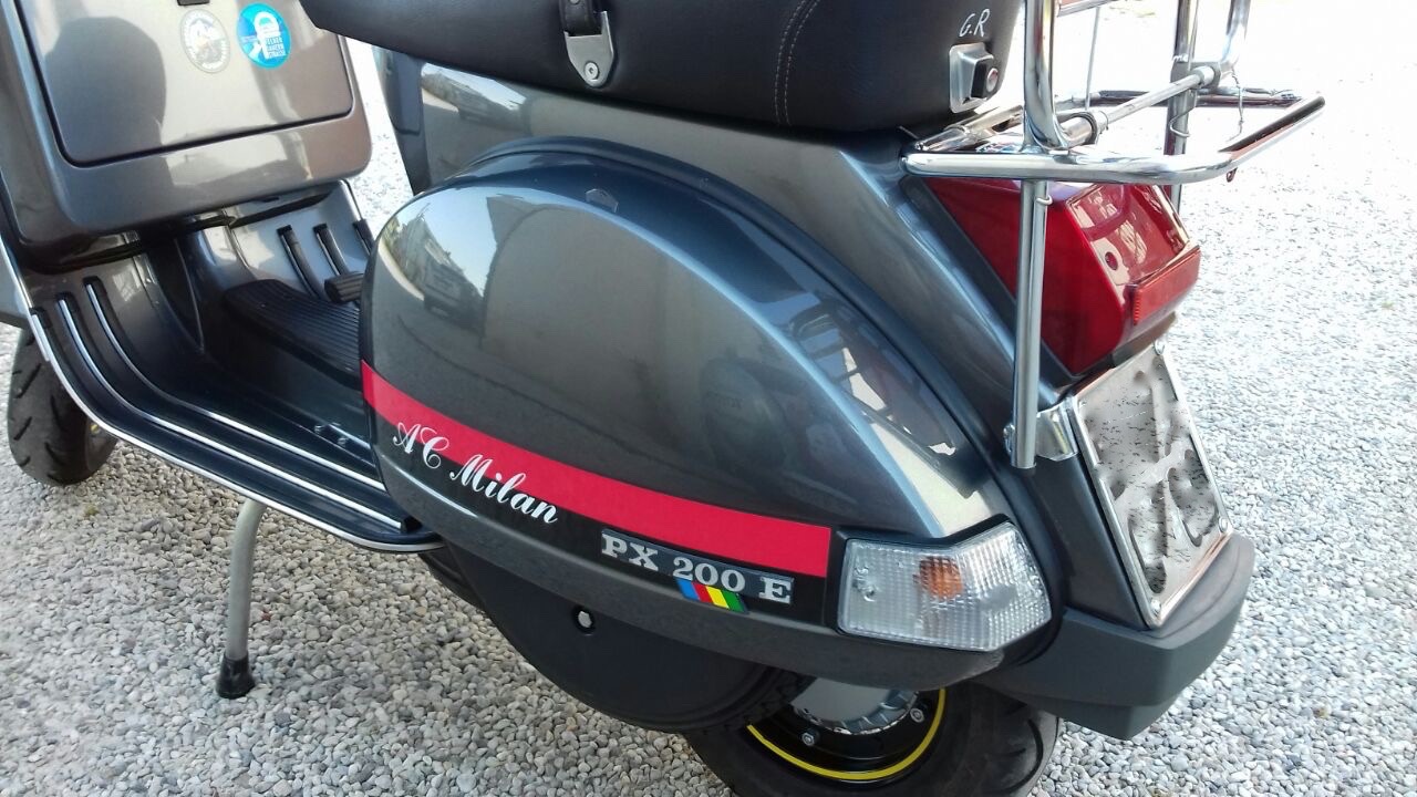 vespa-px200-lain-01